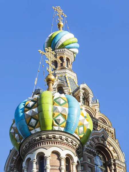 St. Petersburg, Rusland, op 21 augustus 2016. Architecturale details van de kerk van de Verlosser op het bloed, een van de symbolen van de stad — Stockfoto