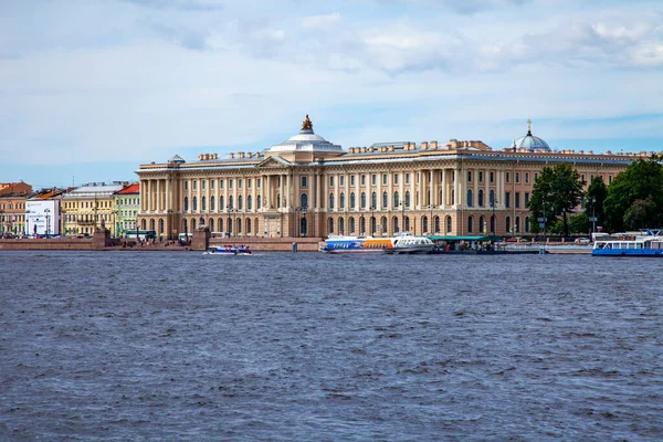 Petersburg Russland Juli 2020 Blick Auf Die Newa Und Ihr — Stockfoto