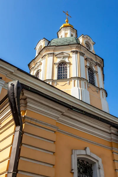 Mosca Russia Giugno 2020 Cupole Dorate Della Vecchia Chiesa Sono — Foto Stock