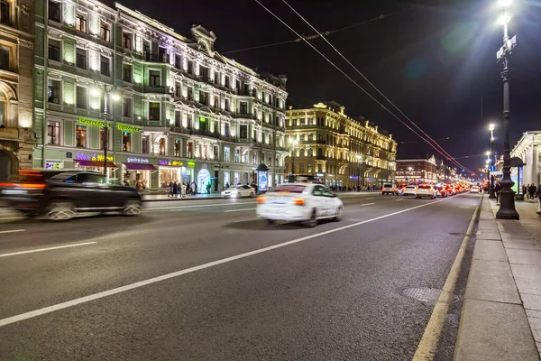 Sankt Petersburg Ryssland Oktober 2020 Nevsky Prospekt Huvudgatan Staden Kvällen — Stockfoto