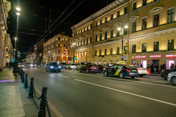 Sankt Petersburg Ryssland Oktober 2020 Nevsky Prospekt Huvudgatan Staden Kvällen — Stockfoto