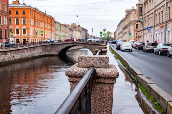 Petersburg Rosja Października 2020 Widok Kanał Gribojedowa Jego Malownicze Nasypy — Zdjęcie stockowe