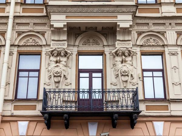 Petersburg Rusland Juni 2020 Fragment Van Gevel Van Een Gebouw — Stockfoto