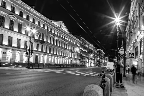 Sankt Petersburg Ryssland Oktober 2020 Nevsky Prospect Huvudgatan Staden Kvällen — Stockfoto