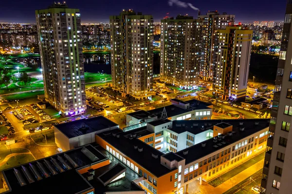 Αγία Πετρούπολη Ρωσία Οκτωβρίου 2020 Πολυώροφα Σύγχρονα Κτίρια Κατοικιών Βράδυ — Φωτογραφία Αρχείου