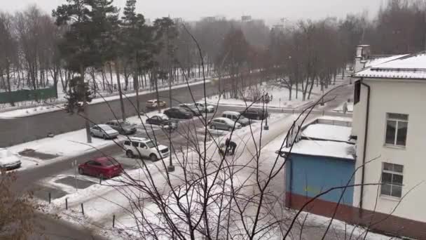 Pushkino Rusia Diciembre 2020 Vista Desde Ventana Una Calle Cubierta — Vídeo de stock