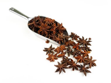 Beyaz bir masada anason.