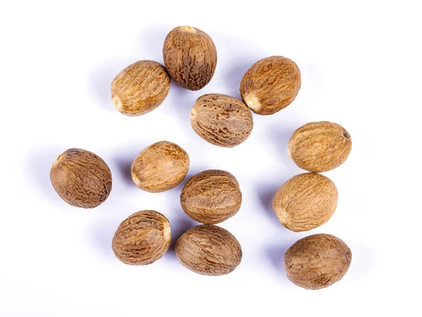 Nutmeg beyaz bir masada