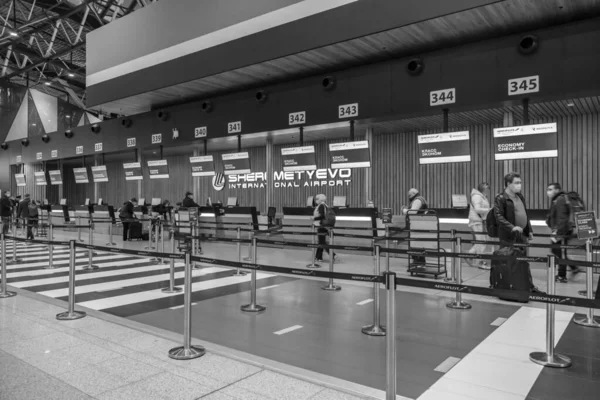 Moscow Russia Kwietnia 2021 Recepcje Pasażerów Międzynarodowym Lotnisku Sheremetyevo — Zdjęcie stockowe