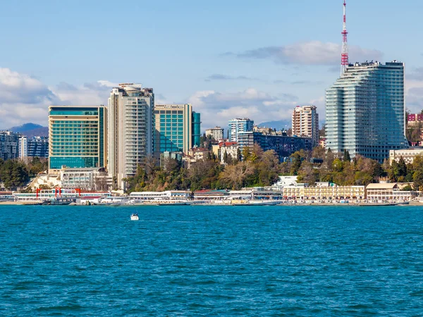 Sochi Rusia Abril 2021 Vista Del Pintoresco Terraplén Del Puerto — Foto de Stock