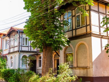 Zelenogradsk, Rusya, 28 Haziran 2021. Tarihsel kentsel gelişim alanında tipik mimari topluluk