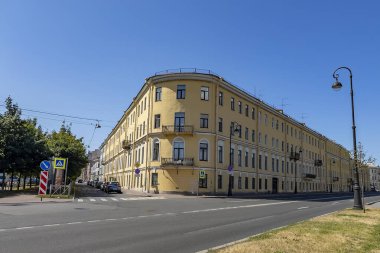 St. Petersburg, Rusya, 23 Temmuz 2021. Şehrin tarihi bölgesindeki cadde manzarası. 