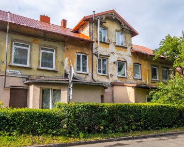 Zelenogradsk, Rusya, 28 Haziran 2023. Tarihsel kentsel gelişim alanında tipik mimari topluluk