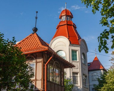 Zelenogradsk, Rusya, 28 Haziran 2021. Tarihsel kentsel gelişim alanında tipik mimari topluluk