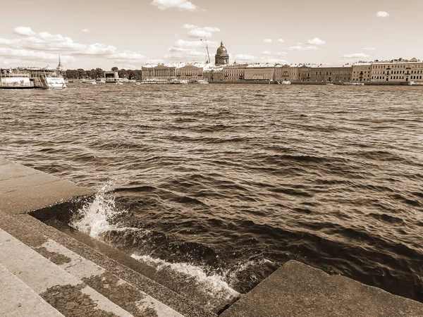 Petersburg Russia July 2021 View Neva River Embankment — Stock Photo, Image