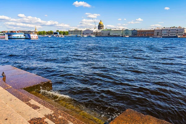 San Pietroburgo Russia Luglio 2021 Vista Sul Fiume Neva Argine — Foto Stock