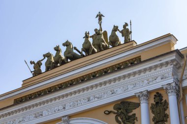 St. Petersburg, Rusya, 23 Temmuz 2021. Şehrin tarihi bölgesindeki cadde manzarası. Genelkurmay Başkanı. 