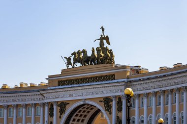 St. Petersburg, Rusya, 23 Temmuz 2021. Şehrin tarihi bölgesindeki cadde manzarası. Genelkurmay Başkanı. 