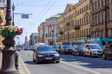 Saint Petersburg, Rusya, 27 Temmuz 2021. Nevsky, şehrin ana caddesi.