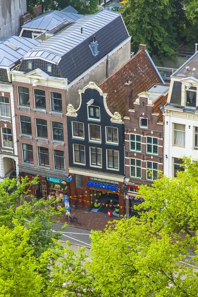 Amsterdam, Pays-Bas, le 10 juillet 2014. Une vue de la ville depuis une plate-forme d'enquête de Westerkerk — Photo