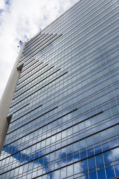 Fragmento de edificio de oficinas moderno —  Fotos de Stock