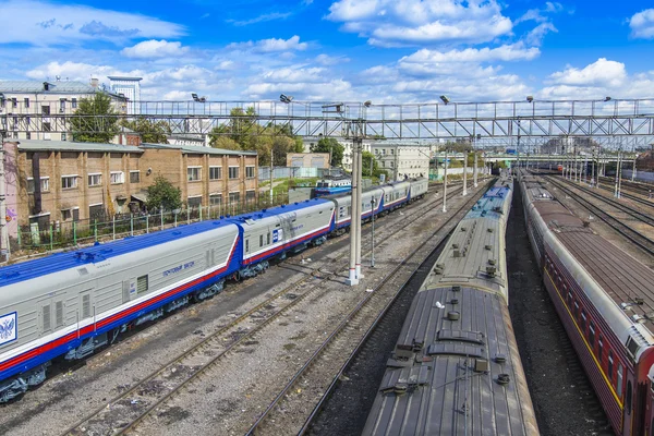 Moscou, Rússia, em 26 de agosto de 2014, Faixas perto da estação Kazan — Fotografia de Stock