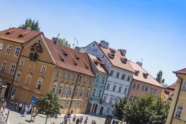 Prag, Tjeckien, den 10 juli, 2010. Visa i chertovka floden vallen — Stockfoto