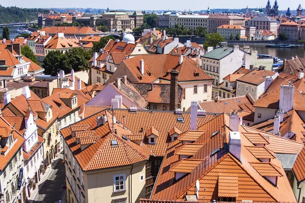 Prague, Czech Republic, on July 10, 2010. View of the city of a survey platform — Stock Photo, Image