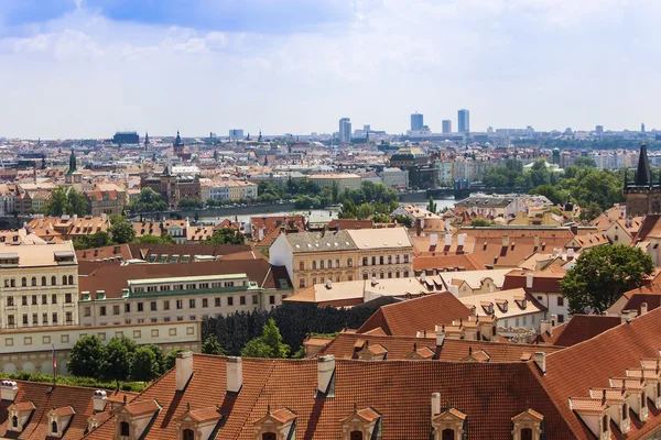 Prag, Tschechische Republik, am 10. Juli 2010. Ansicht der Stadt einer Umfrageplattform — Stockfoto
