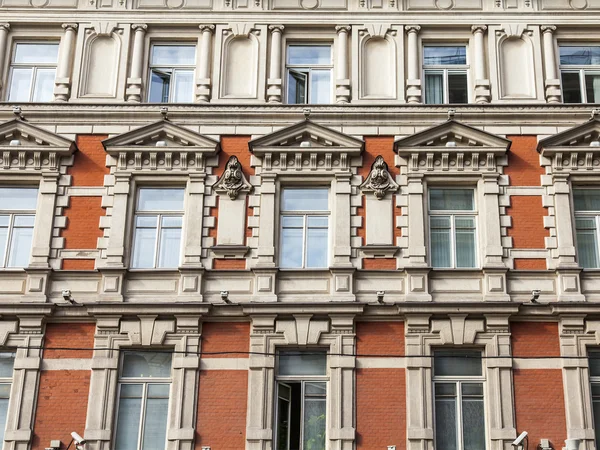 Moscow, Russia, on September 9, 2014. Typical architectural details of old Moscow houses — Stock Photo, Image