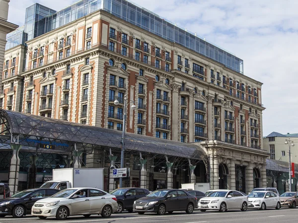 Moscow, Rusya Federasyonu, 9 Eylül 2014 tarihinde. National hotel tverskaya street - Moskova'nın tarihsel görüş üzerinde — Stok fotoğraf