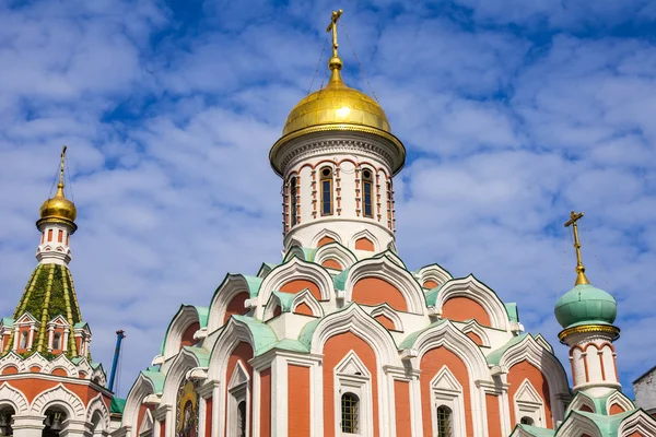 Moscovo, Rússia. Cúpulas de igreja ortodoxa — Fotografia de Stock