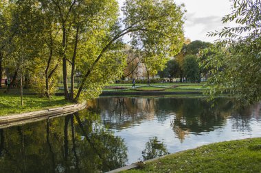 St. petersburg, Rusya Federasyonu-15 Ekim 2011 tarihinde. yusupov Bahçe - şehir manzaraları biri. sonbahar bakmak