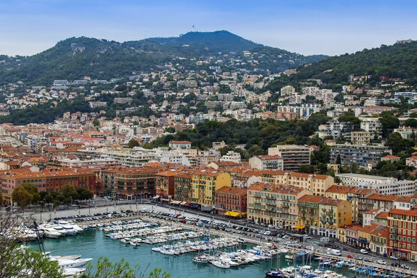 Nice, France, on October 16, 2012. View of city port and the house on the embankment from a high point — Stock Photo, Image