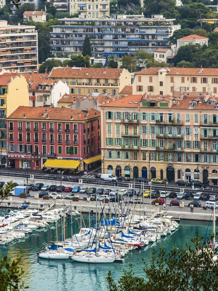 Nice, France, on October 16, 2012. View of city port and the house on the embankment from a high point — Stock Photo, Image