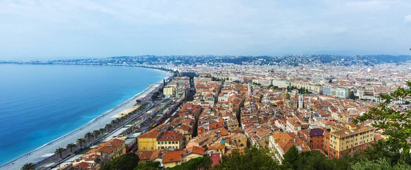 Nice, France, on October 16, 2012. View of the city from a high point. Red roofs of the old city — Stock Photo, Image