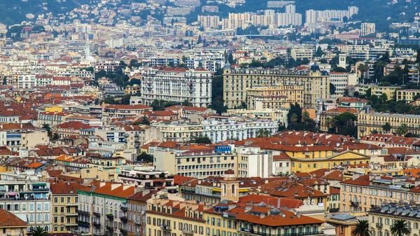 Nice, France, on October 16, 2012. A view of the city from Shatto's hill. Red roofs of the old city — Stock Photo, Image