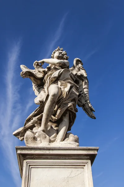 Rom, Italien, den 10 oktober, 2012. en skulptur ängeln dekorera heliga ängel bron — Stockfoto