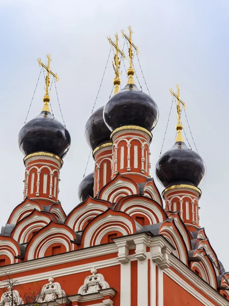 Moscow, Federacja Rosyjska. Detale architektoniczne prawosławna świątynia — Zdjęcie stockowe