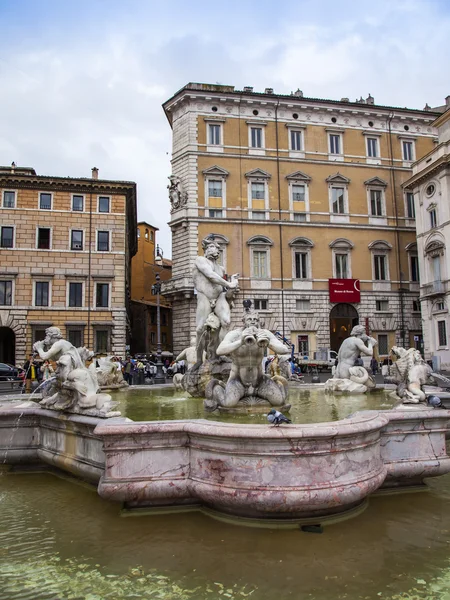 Rom, Italien, den 10 oktober 2013. Fontänen på Navon Square — Stockfoto