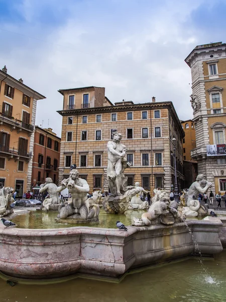 Rzym, Włochy, na 10 października 2013. Fontanna na placu Navon — Zdjęcie stockowe