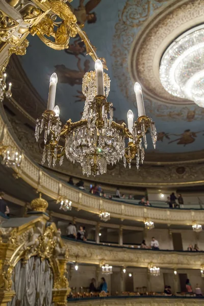 San Petersburgo, Rusia, el 2 de noviembre de 2014. Teatro Maryinsky, detalles interiores — Foto de Stock