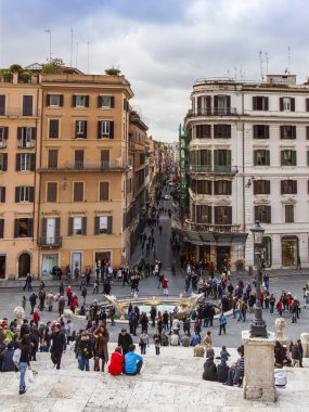 23 Şubat 2010 tarihinde, Roma, İtalya. Tipik kentsel görünümü. Turistler gezi gidin