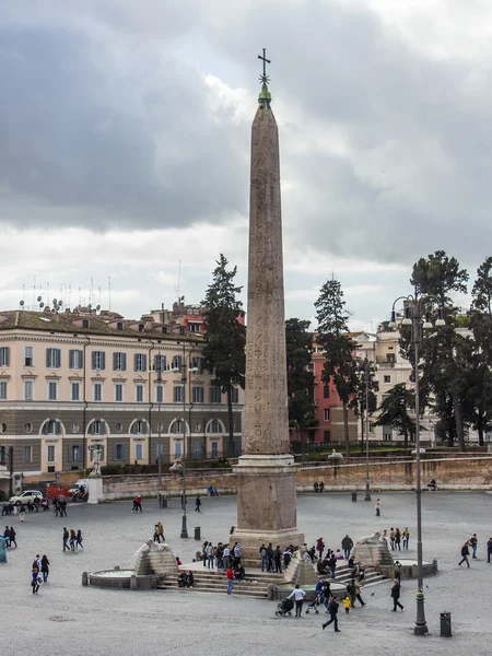 Roma, Itália, em 21 de fevereiro de 2010. Vista urbana típica — Fotografia de Stock