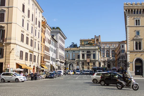 25 Şubat 2010 tarihinde, Roma, İtalya. Tipik kentsel görünümü — Stok fotoğraf