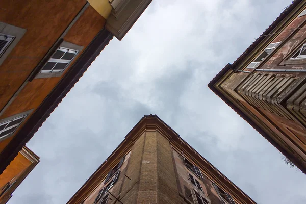 Rome, Italy, on February 21, 2010. Architectural details of old houses — Stock Photo, Image