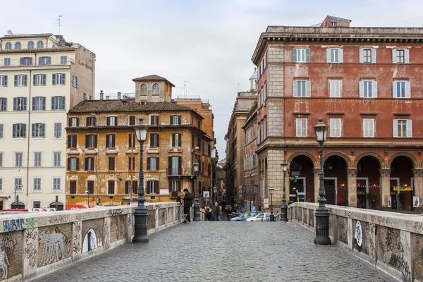 Rome, Italië, op februari 25, 2010. Typisch stedelijke weergave — Stockfoto