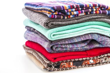 Farklı bir yığın tarafından koymak bir jumper, örme