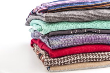 Farklı bir yığın tarafından koymak bir jumper, örme