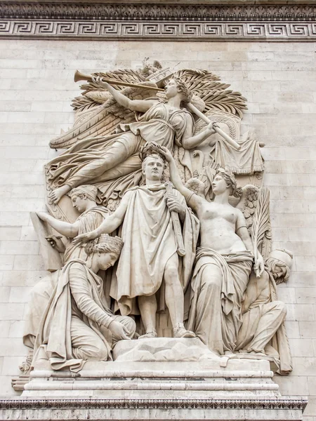 Paris, France, on March 26, 2011. The memorable bas-relief decorating the Triumphal arch on the Champs Elysée — Stock fotografie